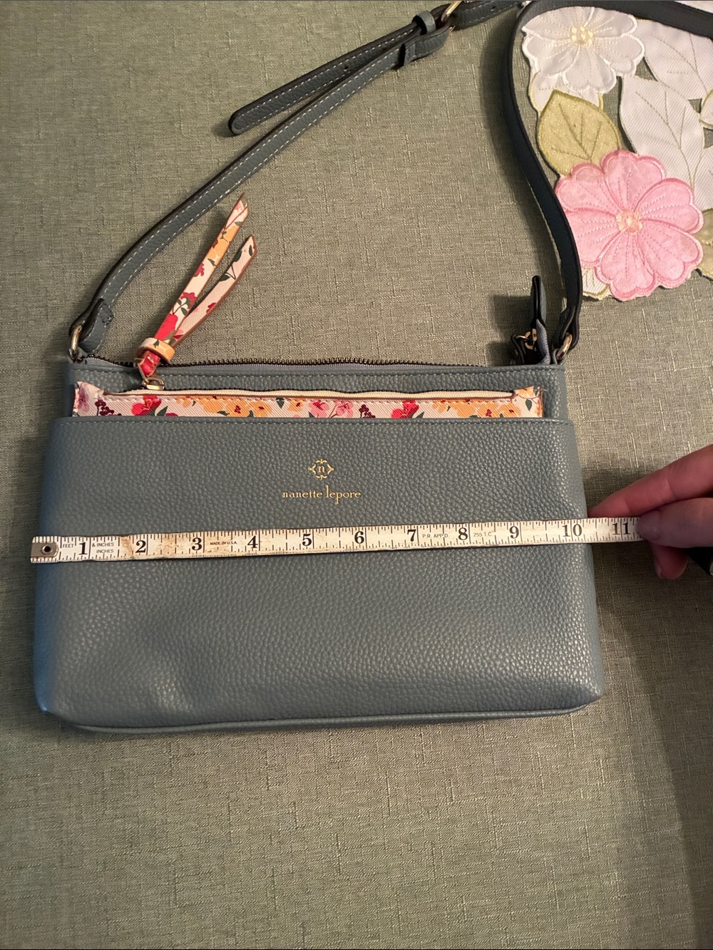 Nanette Lepore Crossbody in light blue with separate flowered organizer - Picture 5 of 5